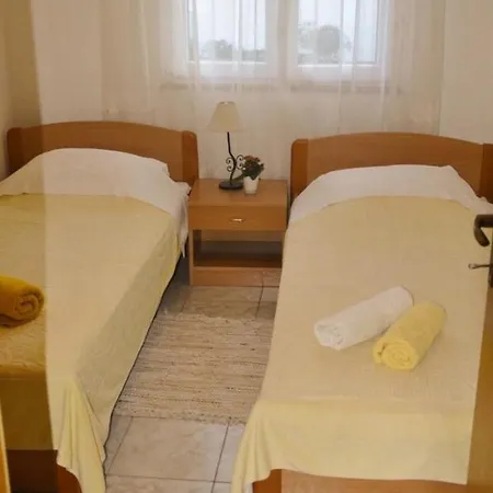 Apartment Rajko - 40 M From *