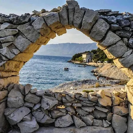 Rajko - 40 M From Povlja (Brac)