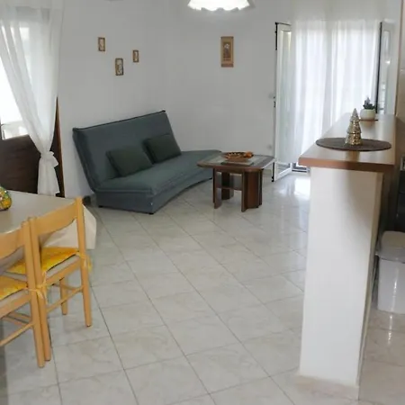 Apartment Rajko - 40 M From *