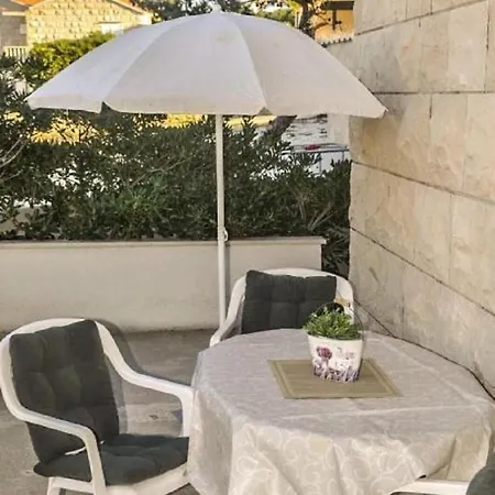Rajko - 40 M From Apartment Povlja (Brac)